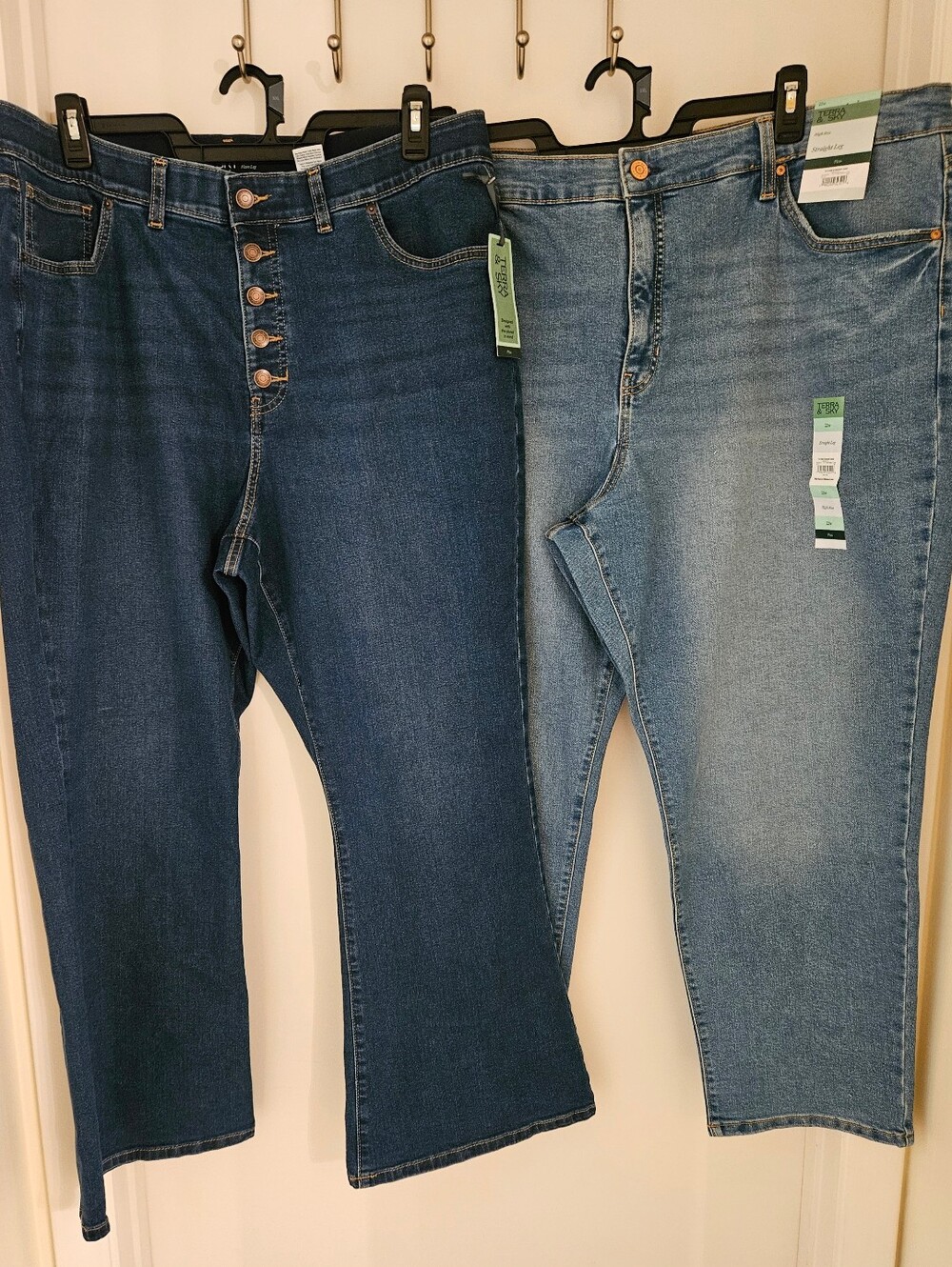 Terra & Sky Jeans Bundle 22W Plus - Flare & Straight Leg - Set of 2